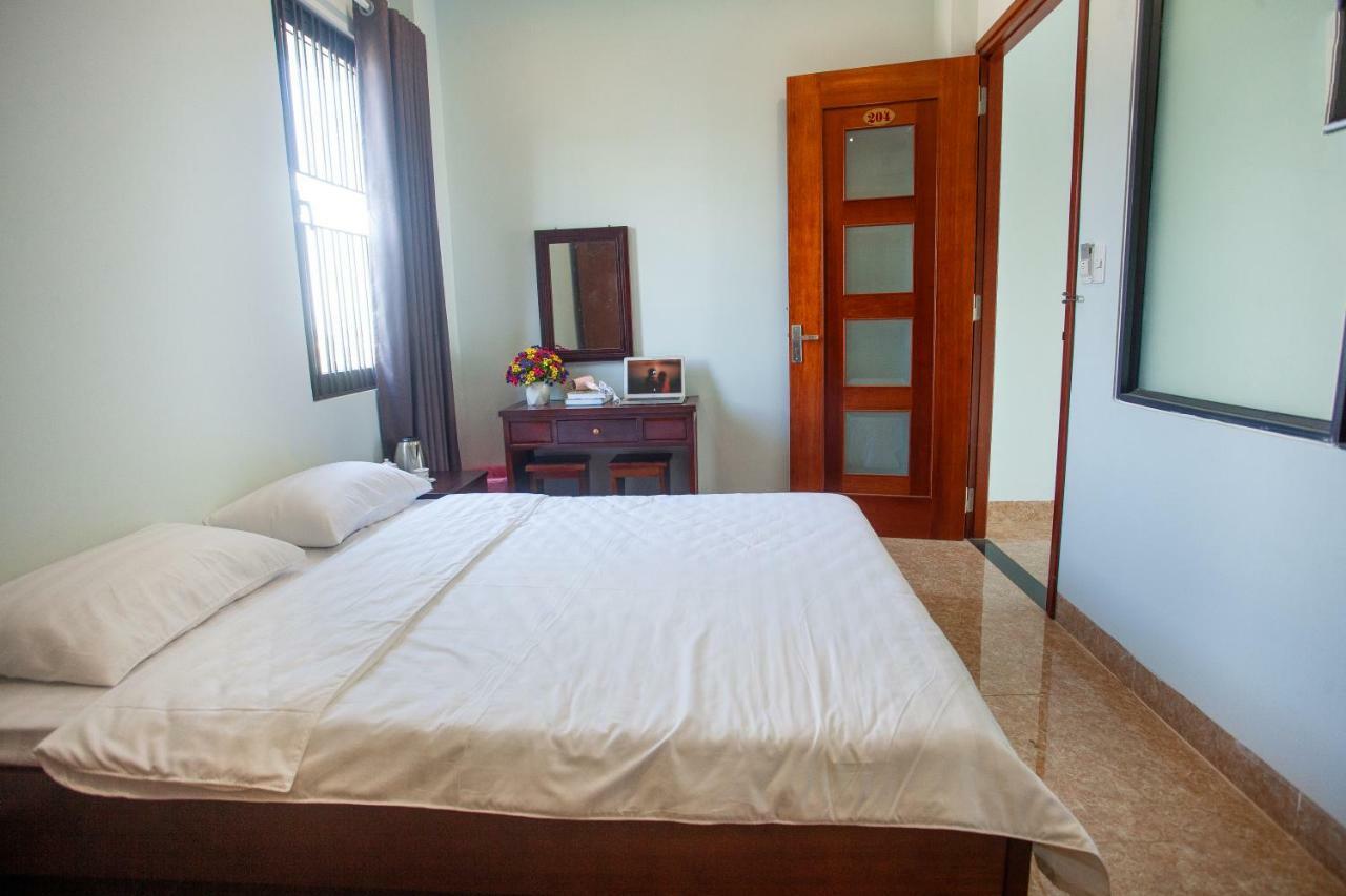 Khach San Hoang Long Hotel Nha Trang Exterior photo